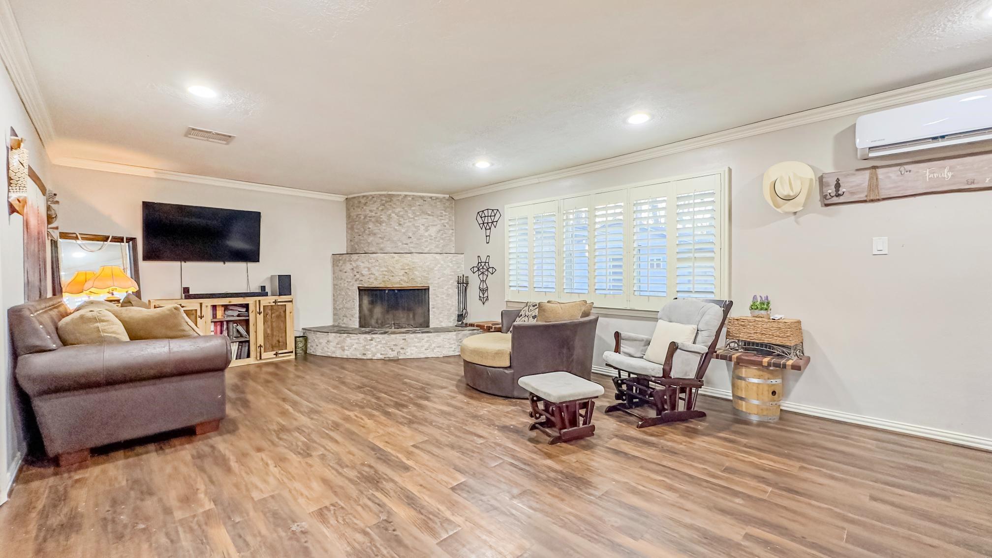 17866 Magnolia Lane