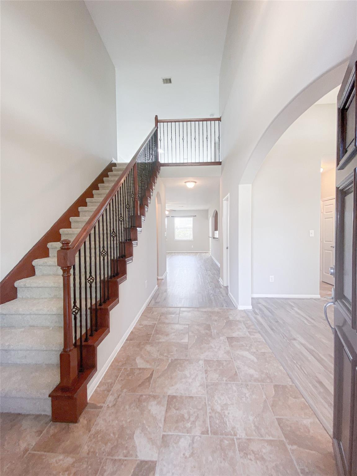 6227 Carnaby Lane