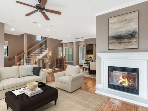 Photo of 5522 Darling Street #A, Houston, TX 77007 (MLS # 33781315) Photo of 5522 Darling Street #A, Houston, TX 77007 (MLS # 33781315)