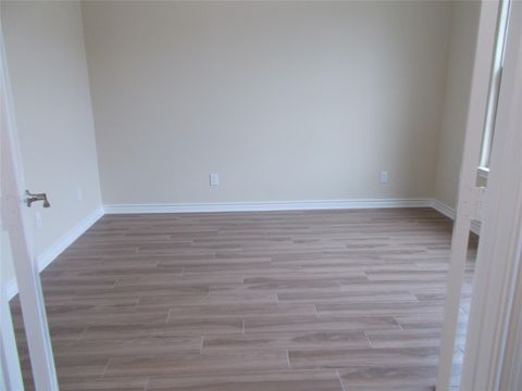 Photo of 10610 Ellerston Rd, Cleveland, TX 77327 (MLS # 98598980)