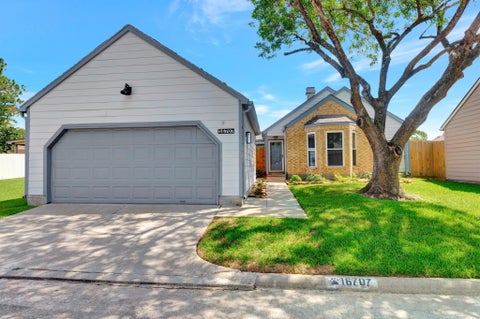 Photo of 16707 Ashmoor Court, Houston, TX 77058 (MLS # 58292021)