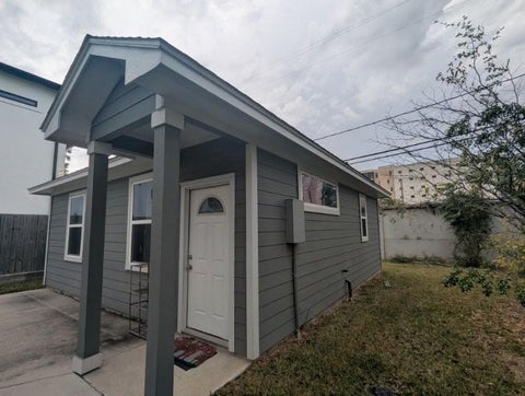 Photo of 4377 Varsity Lane, Houston, TX 77004 (MLS # 68841592)