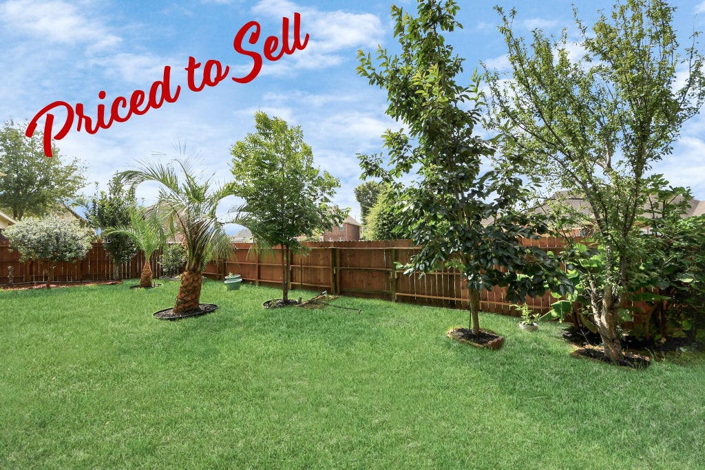 Photo of 6803 Chapelfield Lane, Houston, TX 77049 (MLS # 75497334)