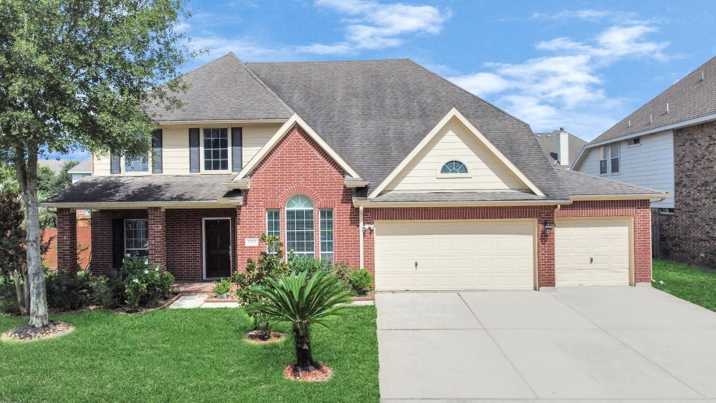 Photo of 6803 Chapelfield Lane, Houston, TX 77049 (MLS # 75497334)