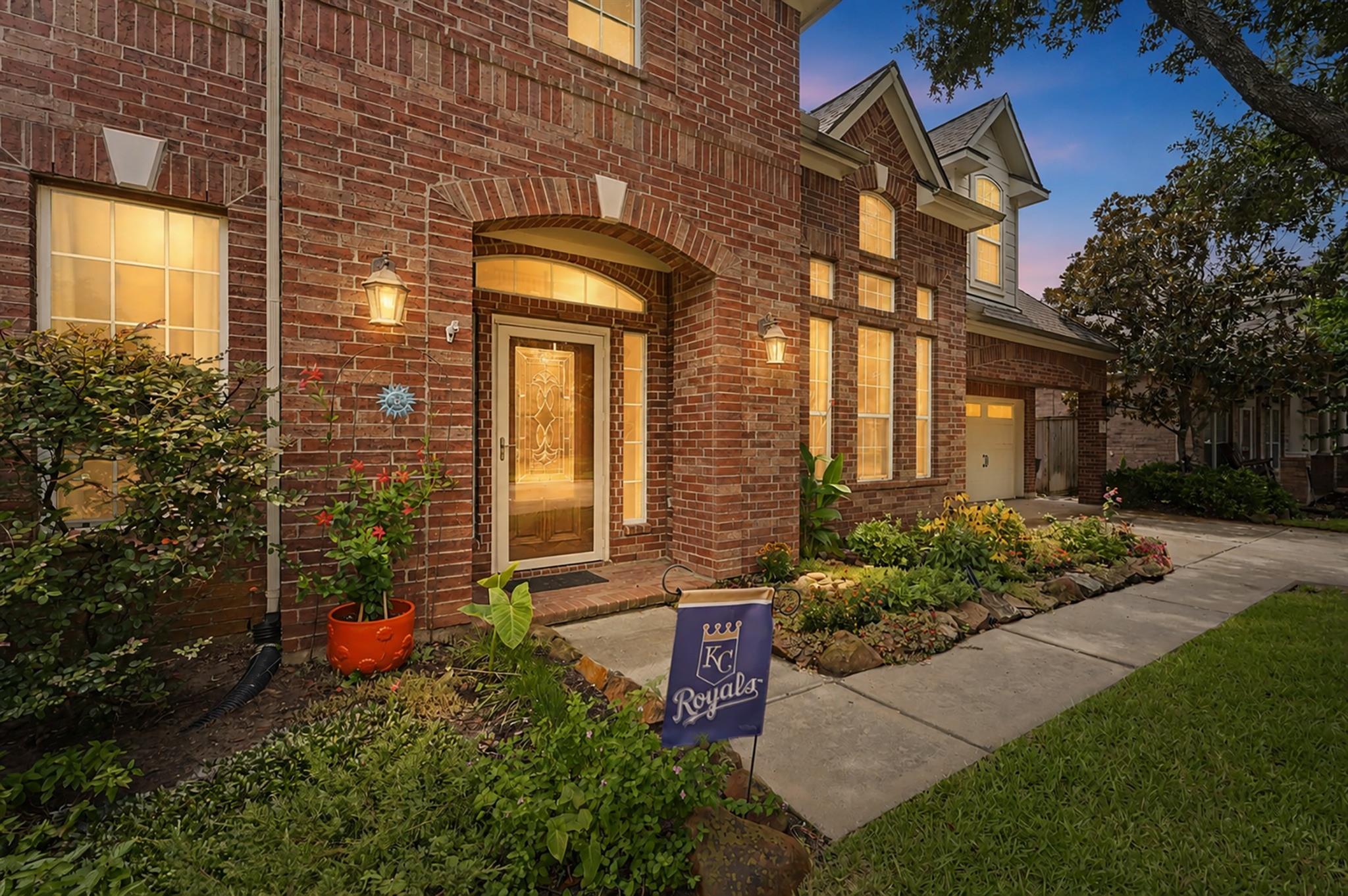 26907 Mossy Leaf Lane
