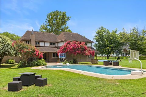 Photo of 209 Caleta Circle, Richmond, TX 77406 (MLS # 47909192)