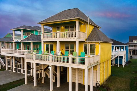 Photo of 2829 Tradewind Lane, Crystal Beach, TX 77650 (MLS # 64733619)