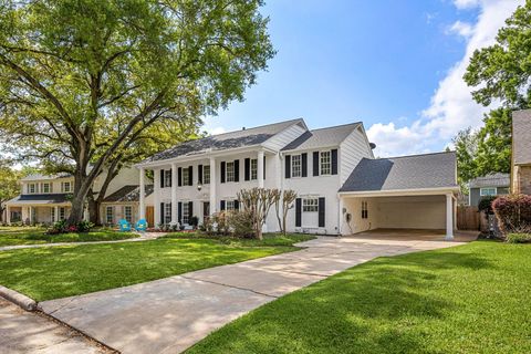 Photo of 14807 River Forest Drive, Houston, TX 77079 (MLS # 49238885)