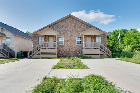 Photo of 5405 Groveton Street #2, Houston, TX 77033 (MLS # 67178841)