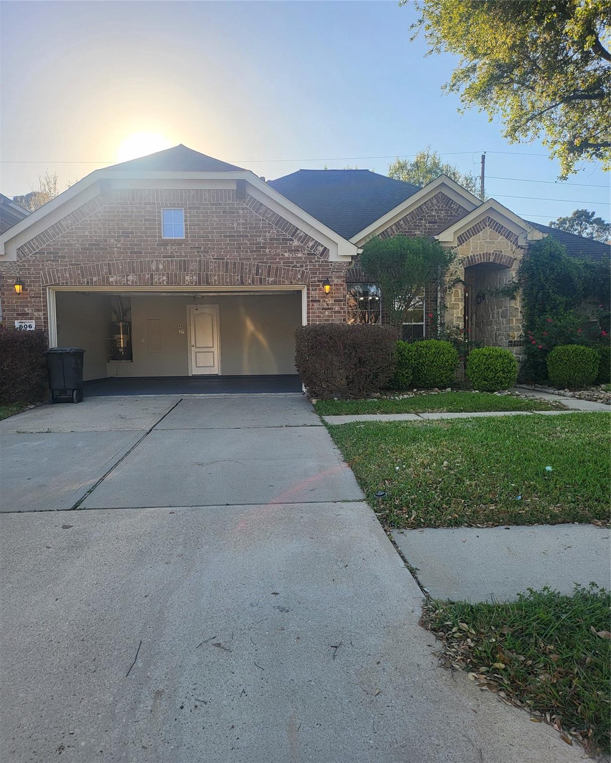 606 Admiral Bay Lane