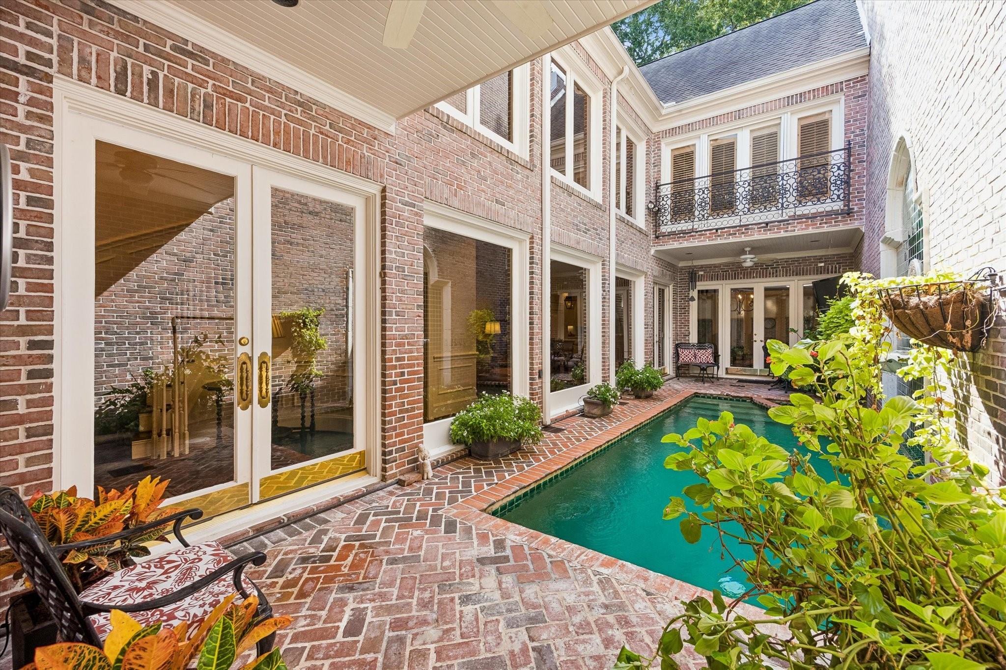 20 Pine Briar Circle