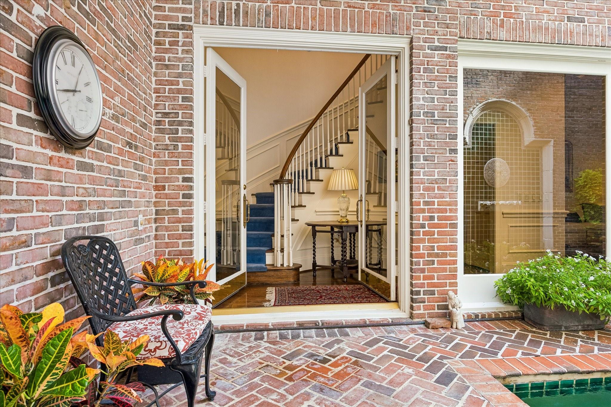 20 Pine Briar Circle