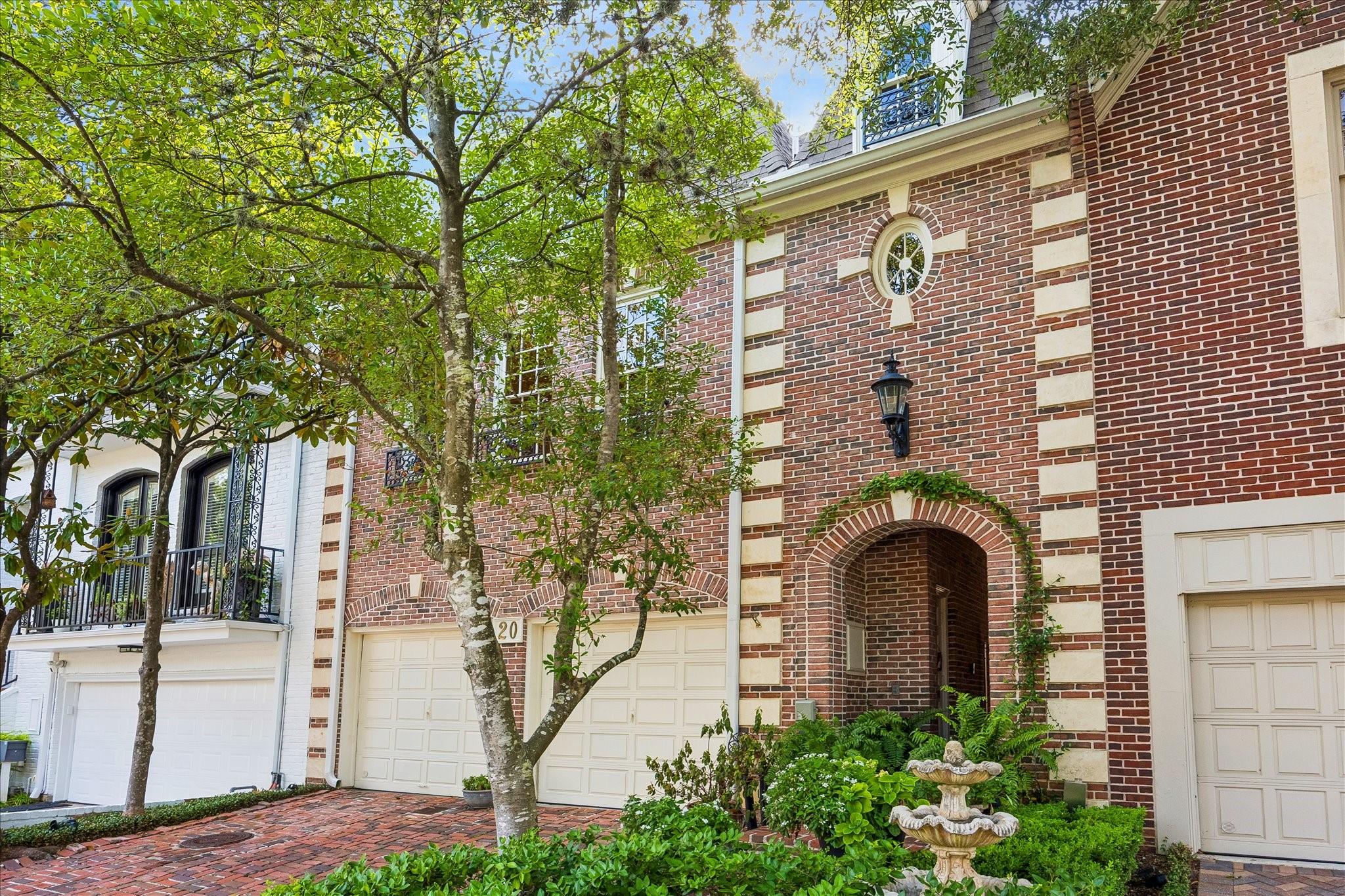 20 Pine Briar Circle