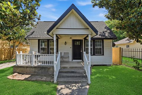 9330 E Avenue L Houston TX 77012