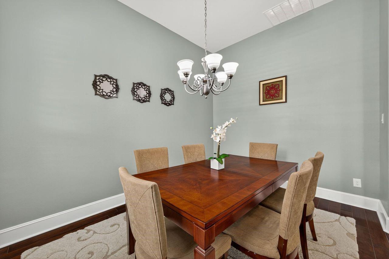 3915 Birch Vale Lane