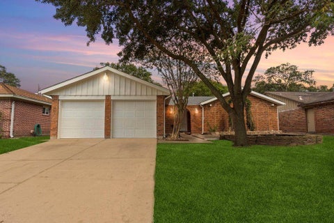 Photo of 8918 Grape Street, Houston, TX 77036 (MLS # 50861374)
