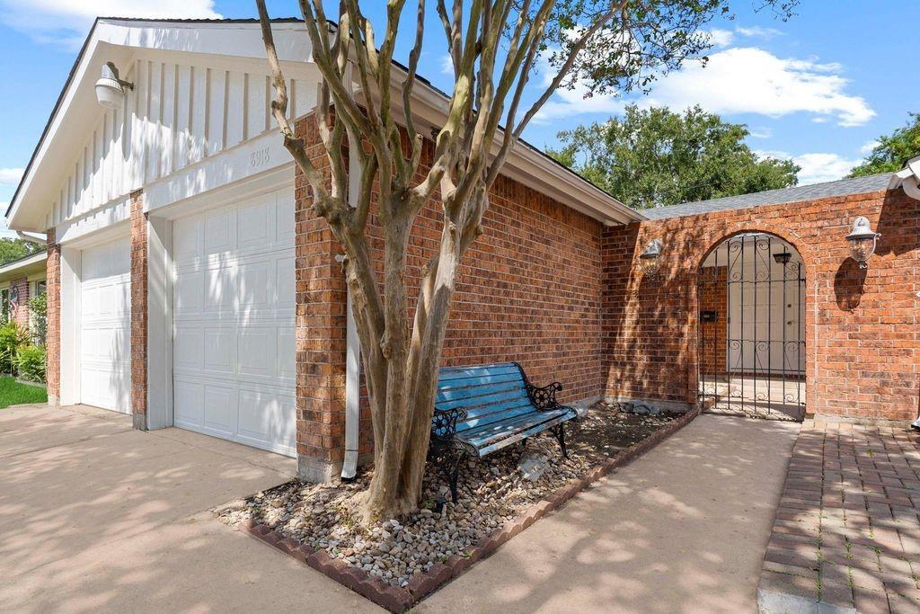 8918 Grape Street