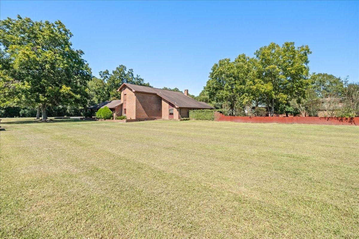 642 Meadow Lane