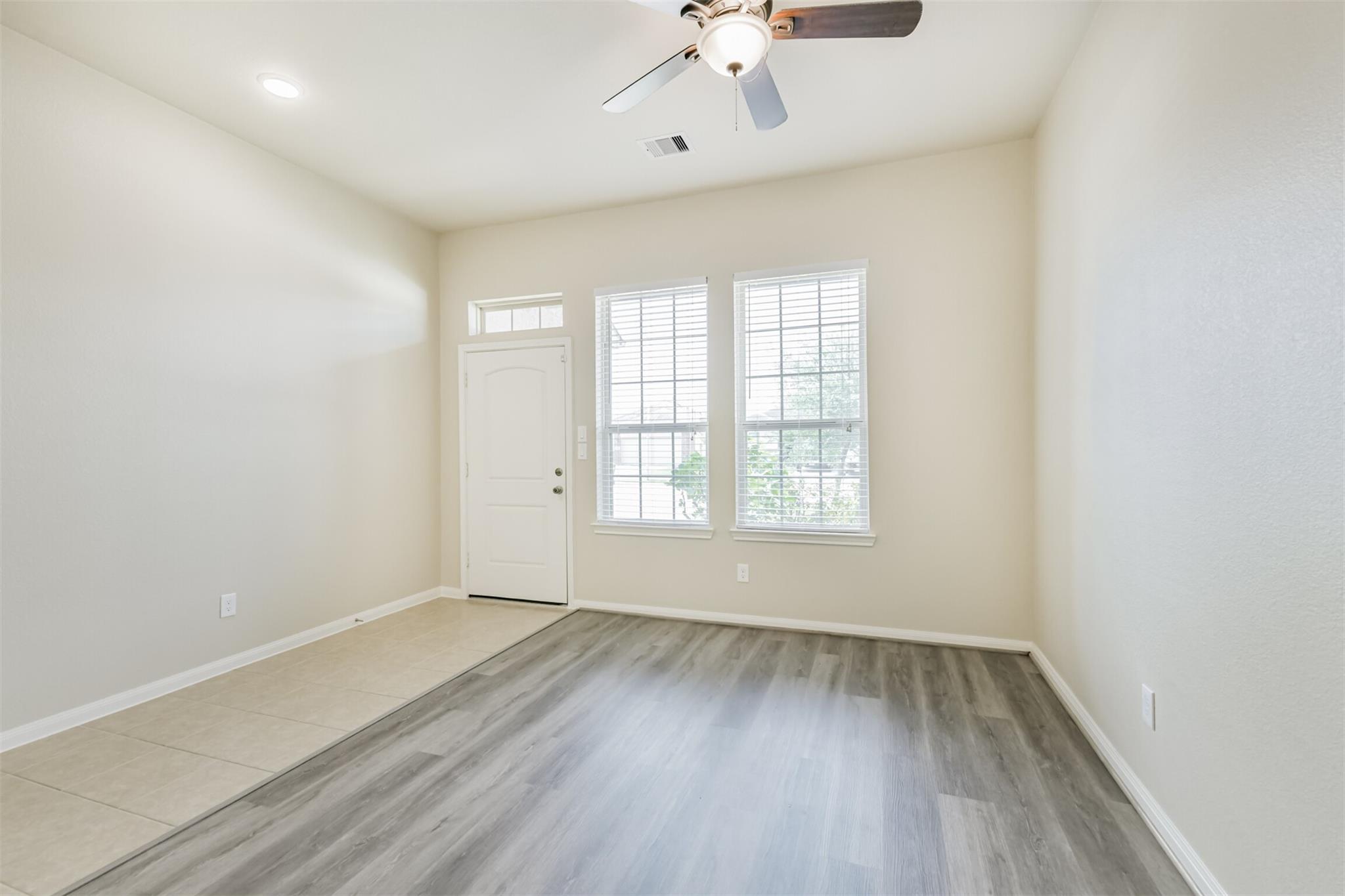 Houston, Texas 77014, United States, 4 Bedrooms Bedrooms, ,3 BathroomsBathrooms,Residential,Active,208218