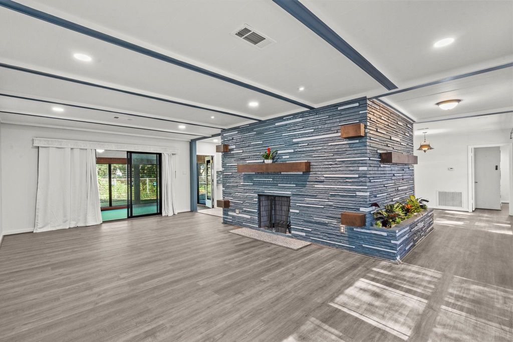 Photo of 1407 Lamar Drive, La Marque, TX 77568 (MLS # 49236194)