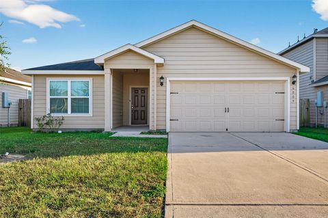 Photo of 6009 Cypress Lane, Brookshire, TX 77423 (MLS # 89534328)