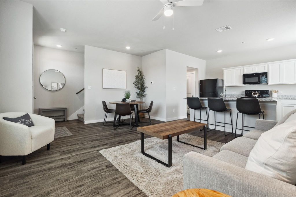 Photo of 523 Powell Drive, Leander, TX 78641 (MLS # 65966167)