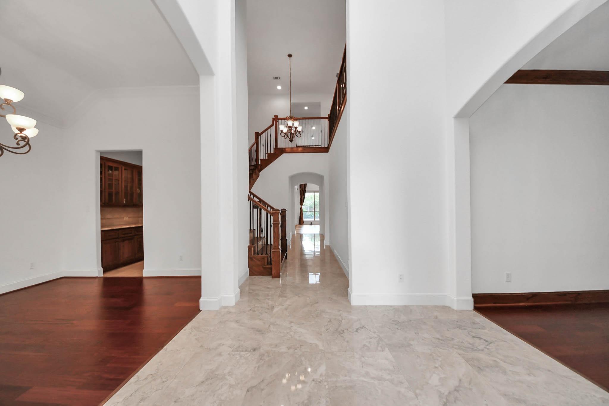 1807 Ravenel Lane