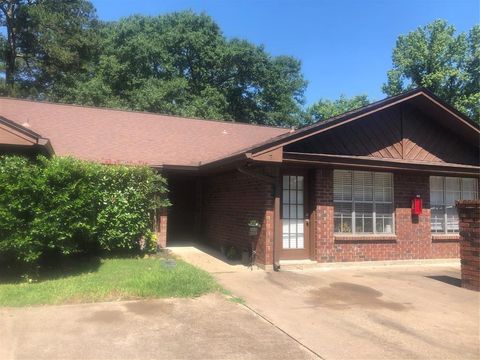 Photo of 2904 Old Houston Road #7, Huntsville, TX 77340 (MLS # 57229589)