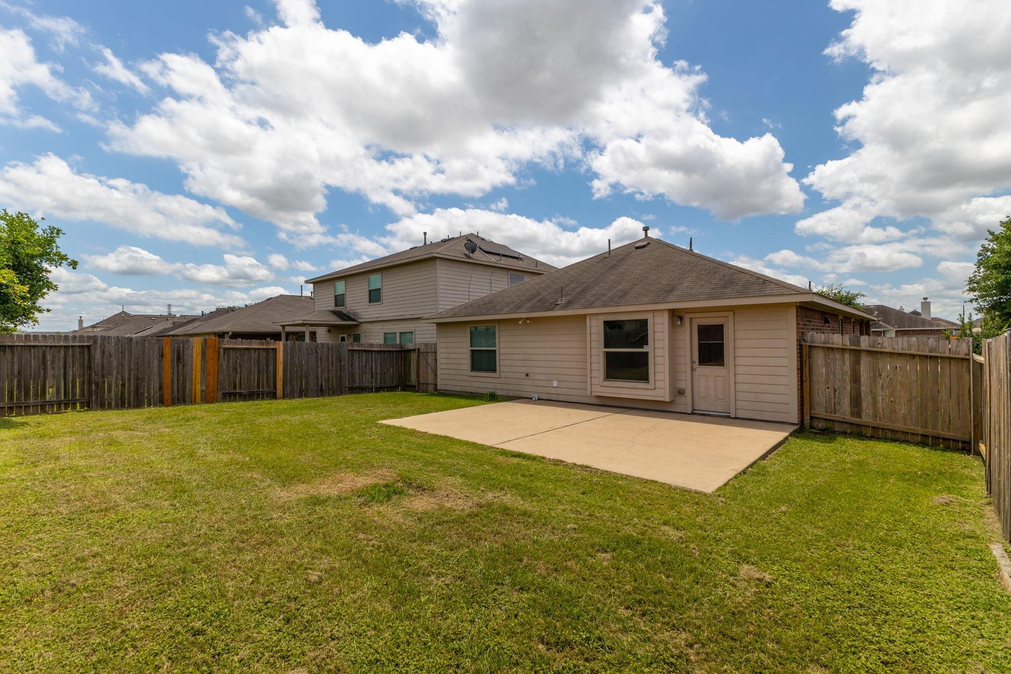 22414 Guston Hall Lane