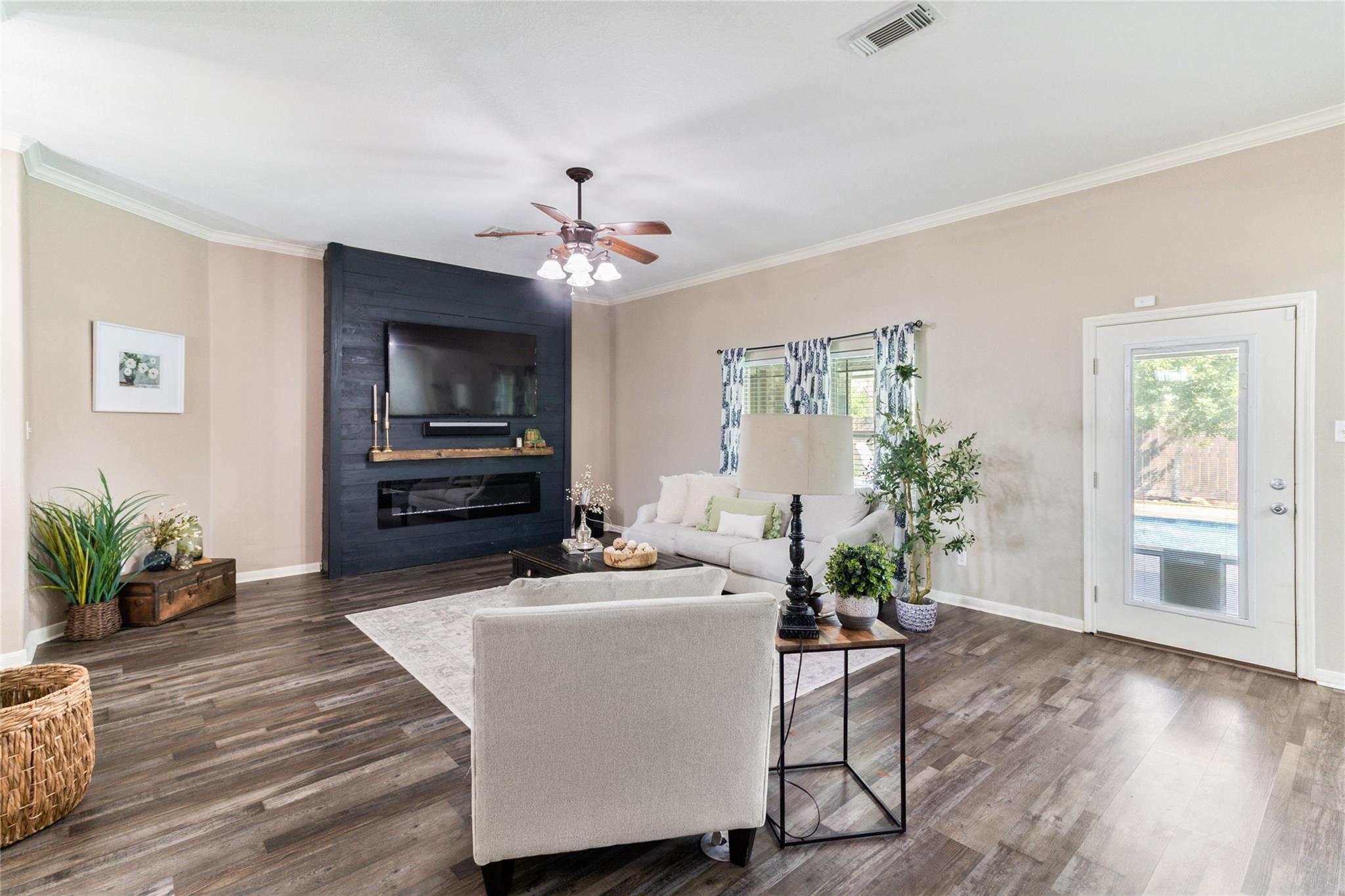 144 Dove Trail