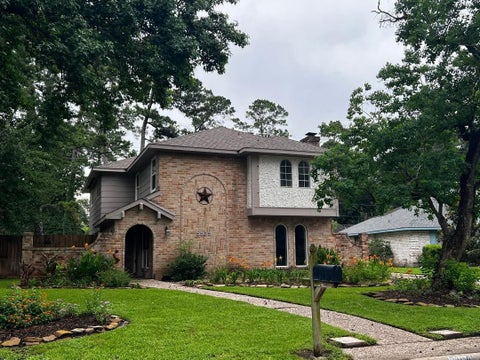Photo of 5939 Havenwoods Drive, Houston, TX 77066 (MLS # 88399436)