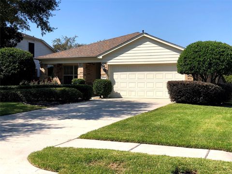 Photo of 4611 Pin Oak Creek Lane, Kingwood, TX 77345 (MLS # 37942710)