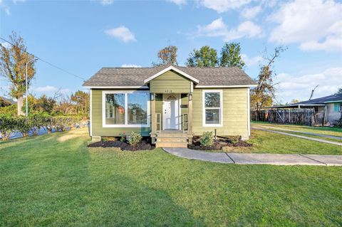 Photo of 4918 Los Angeles Street, Houston, TX 77026 (MLS # 19783225)