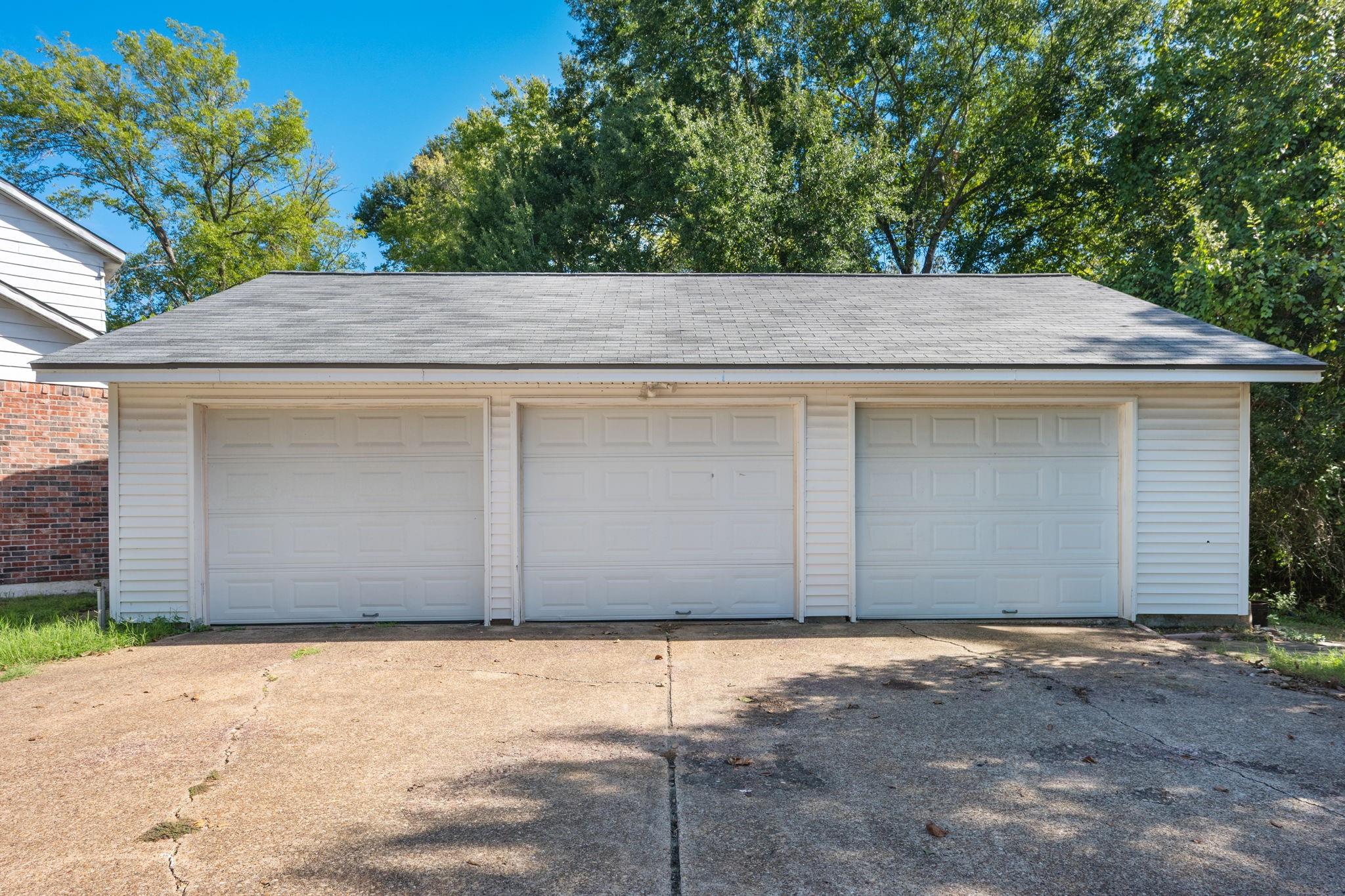 827 Vine Street