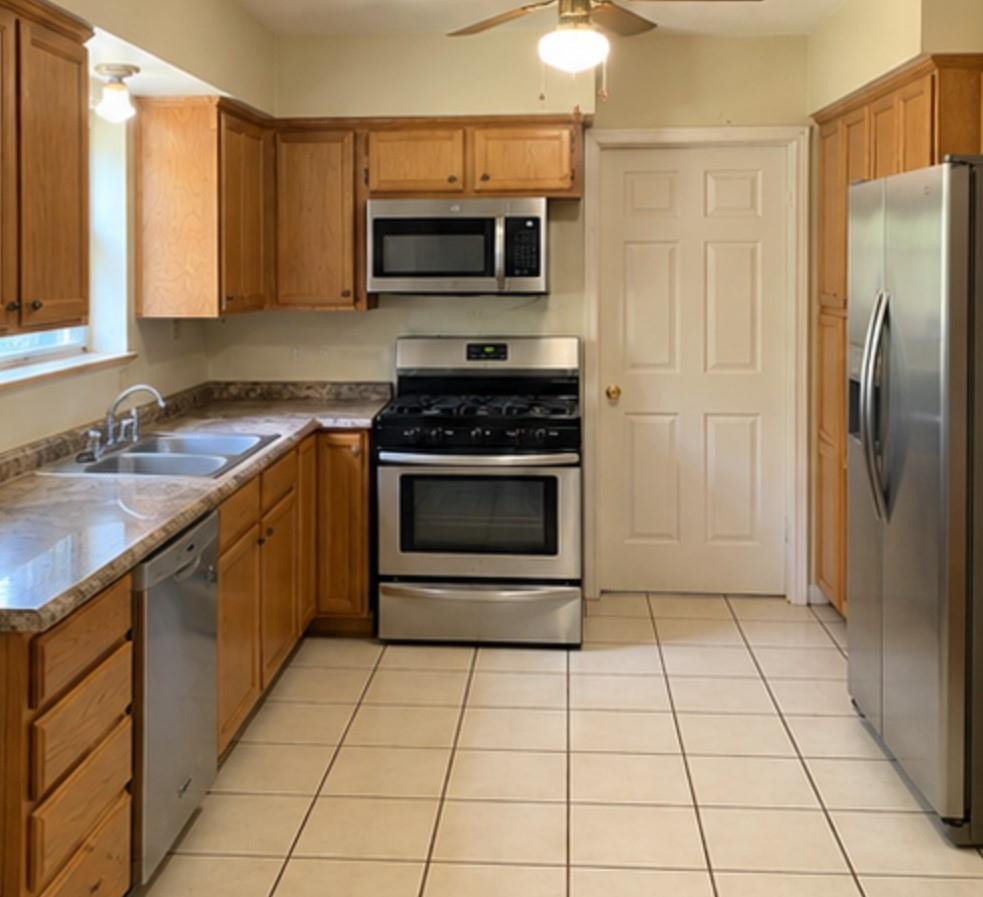 8035 Redbird Lane