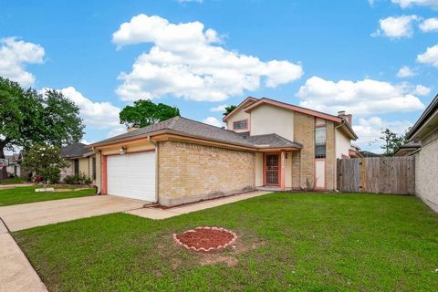 Photo of 13431 Clarewood Drive, Houston, TX 77083 (MLS # 38647156)