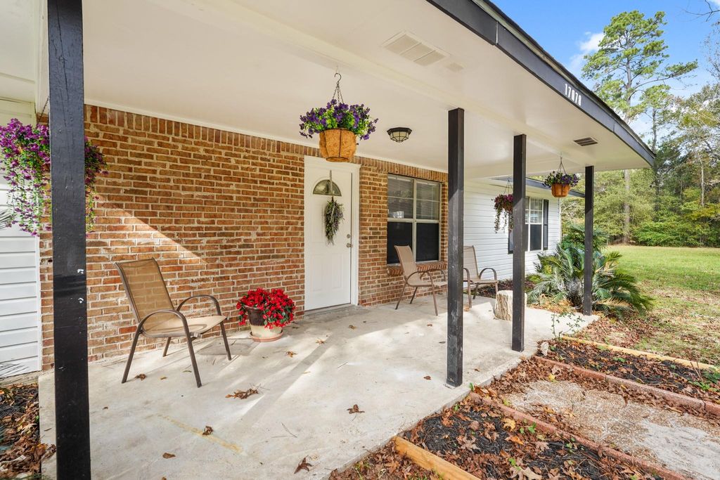 Photo of 17078 Oak Grove Lane, New Caney, TX 77357 (MLS # 84324791)