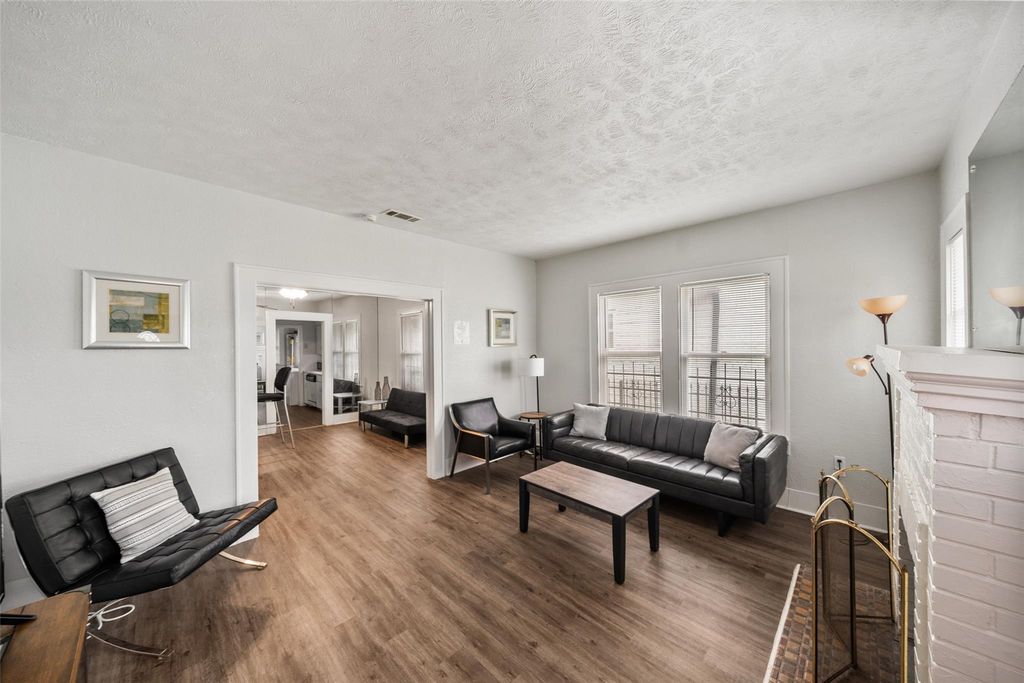 Photo of 2510 Rosewood Street, Houston, TX 77004 (MLS # 96746621)
