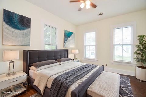 Tiny photo for 1707 Sabine Street, Houston, TX 77007 (MLS # 73760380)