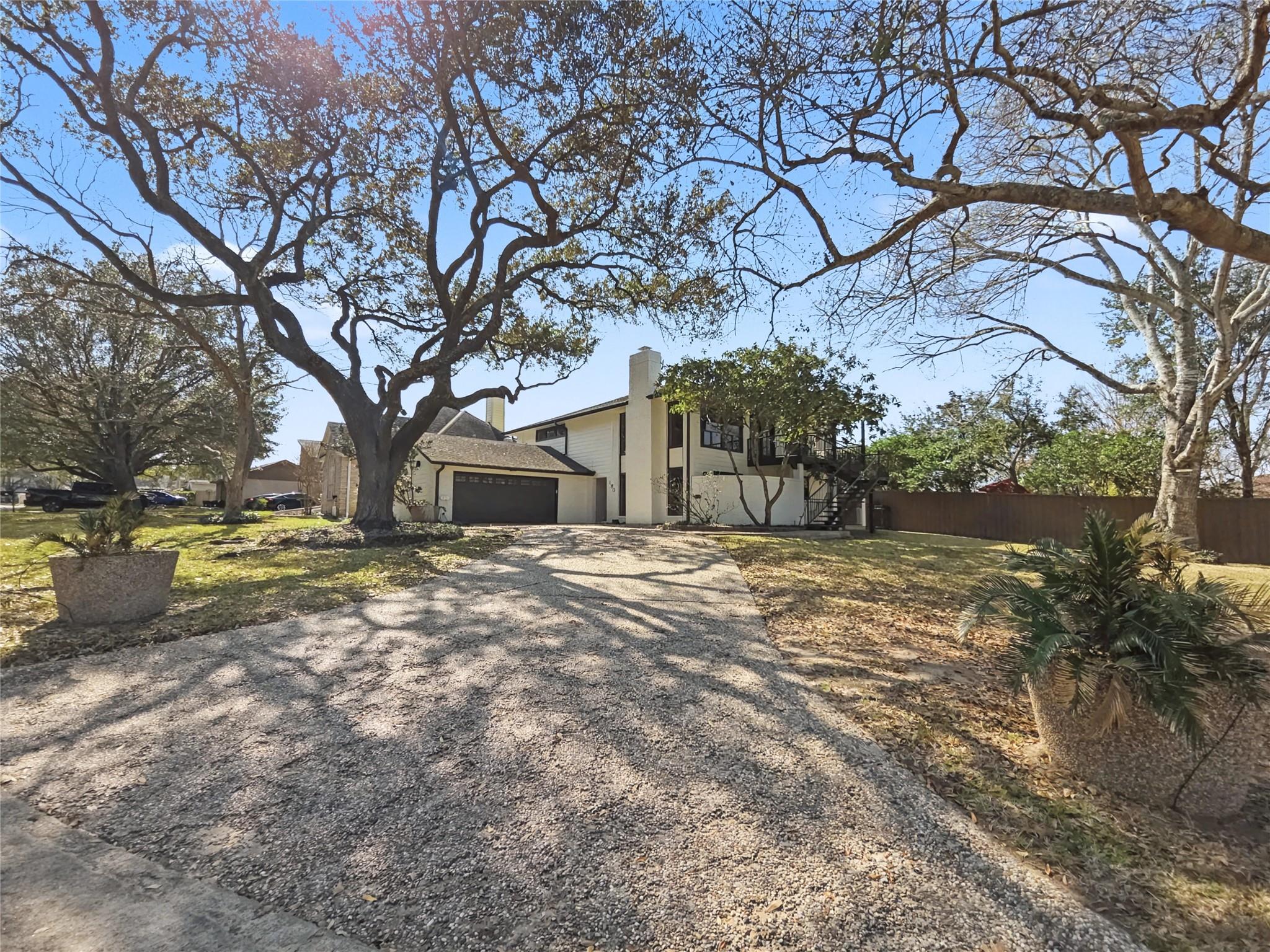 190 Dawns Edge Drive