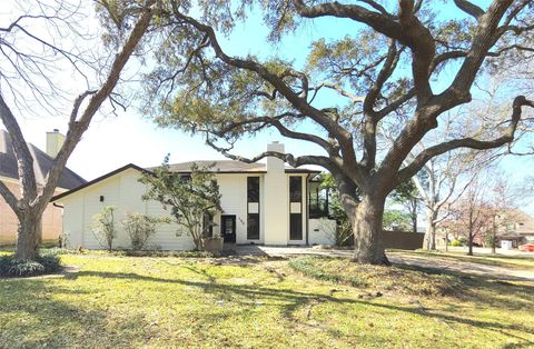 190 Dawns Edge Drive Conroe TX 77356