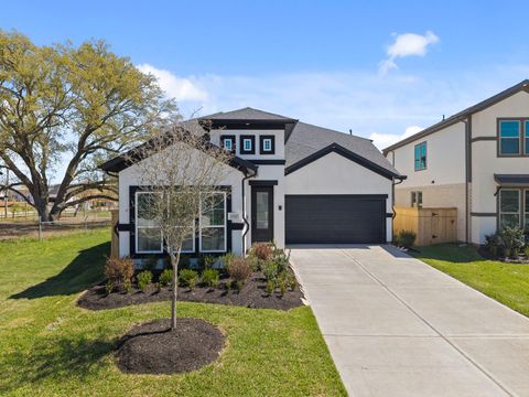 Homes For Sale - 1110 Luna Drive<br/> Missouri City, TX 77459