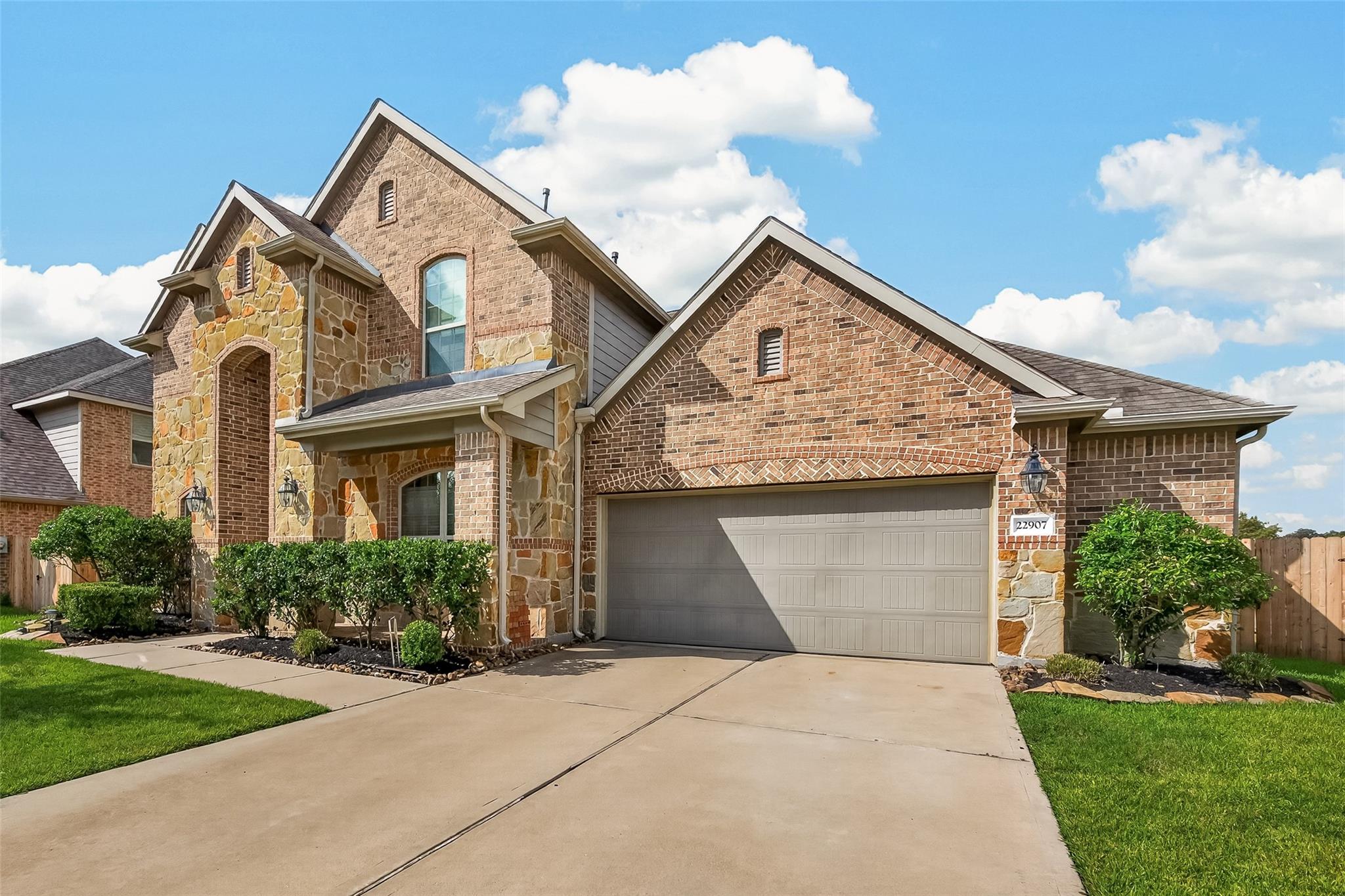 22907 Laburname Court