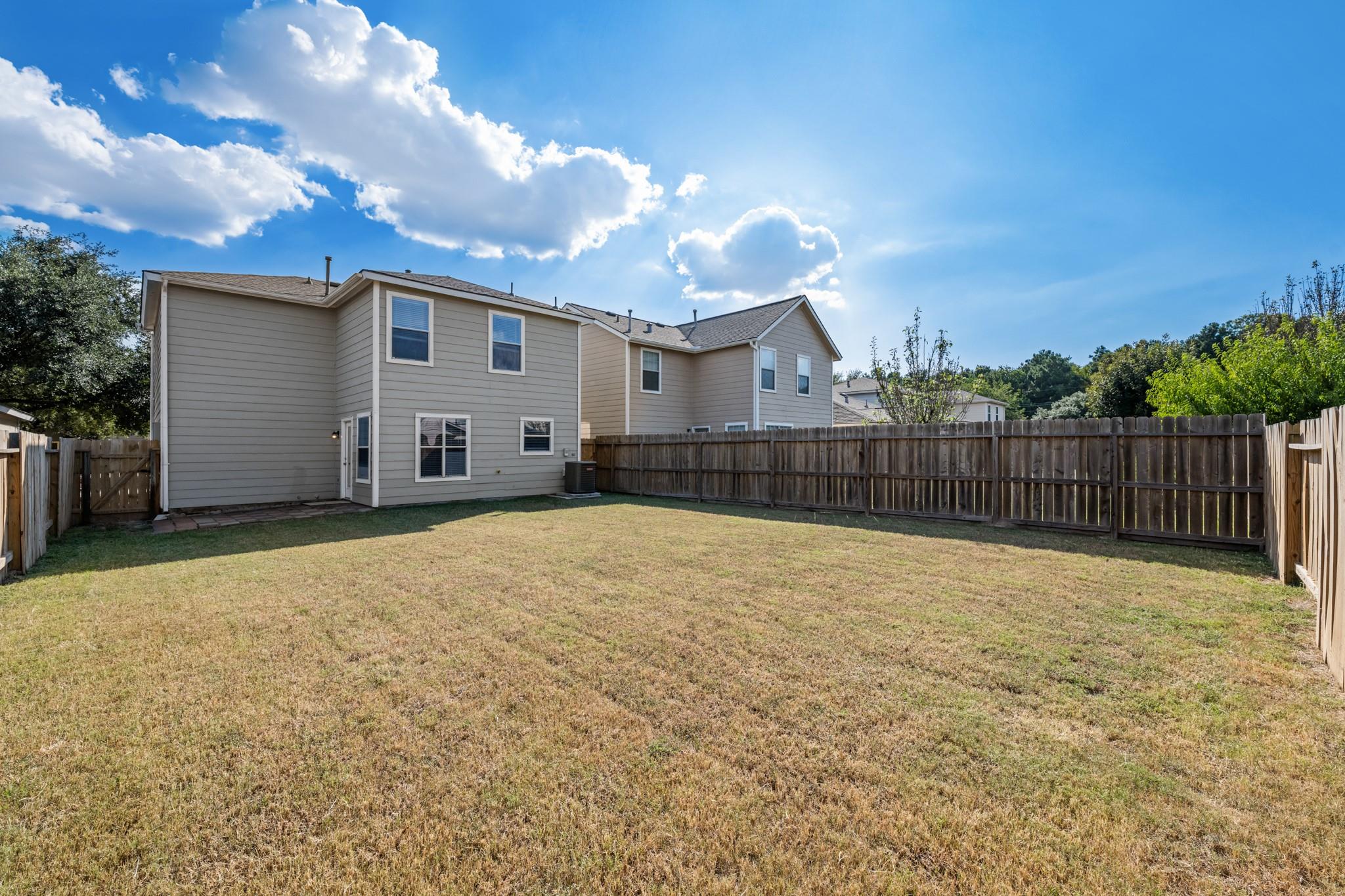 11422 Log Cabin Lane