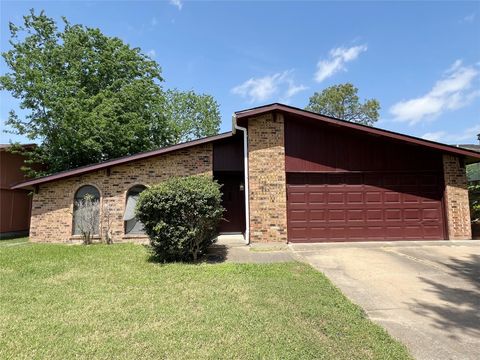 Photo of 15806 Corsair Road, Houston, TX 77053 (MLS # 76960214)