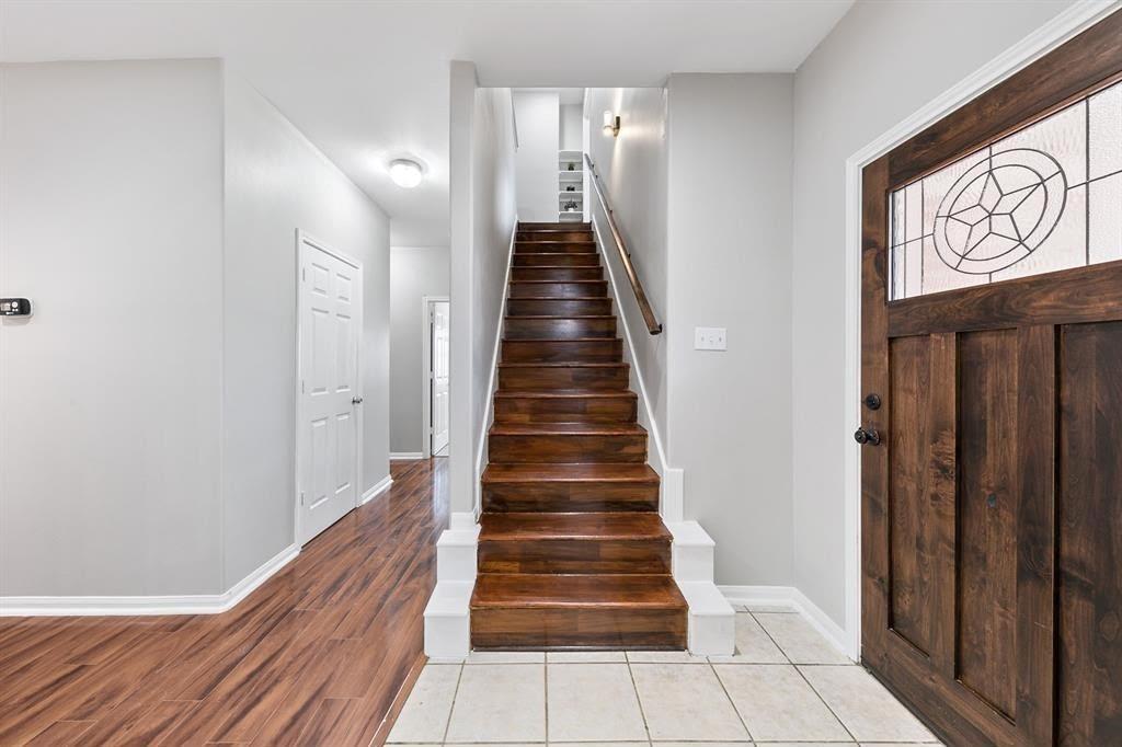 6610 Autumn Flowers Drive