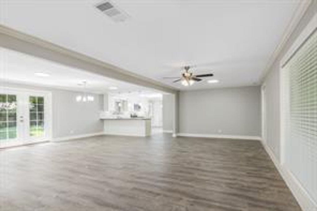 Photo of 1539 Maux Drive, Houston, TX 77043 (MLS # 26358971)