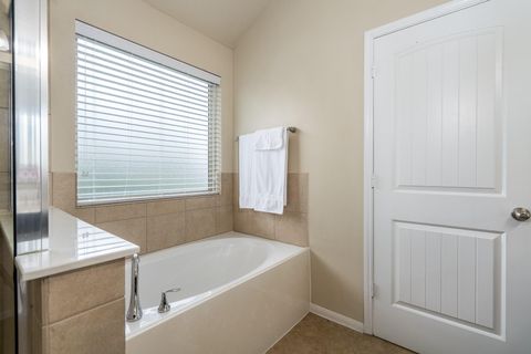 Tiny photo for 8218 E Pine Creek Bend, Cypress, TX 77433 (MLS # 48024459)