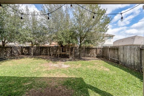 Tiny photo for 8218 E Pine Creek Bend, Cypress, TX 77433 (MLS # 48024459)