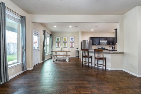 Tiny photo for 8218 E Pine Creek Bend, Cypress, TX 77433 (MLS # 48024459)